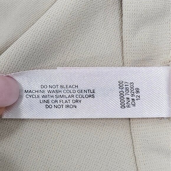 Victorias Secret Shapewear Womens Size Medium Girdle Beige Nude Nylon Spandex - Picture 8 of 9